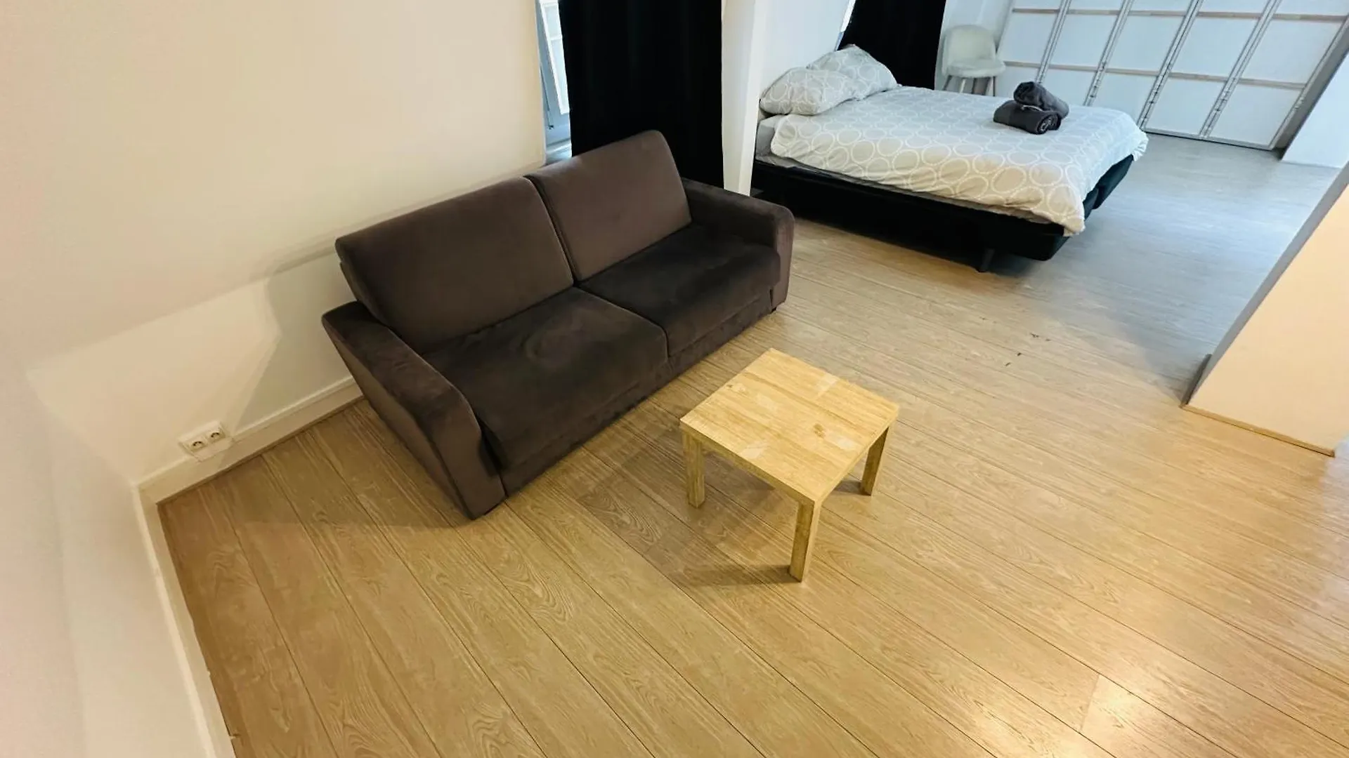 Spacieuses Flats Montaigne Champs Elysee Apartment Paris